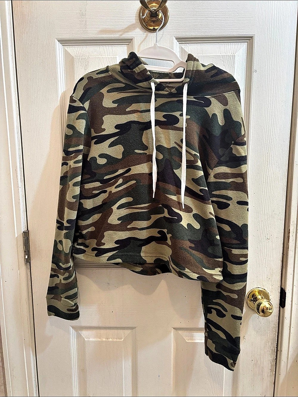Camo Cropped Hoodie & Jogger Set